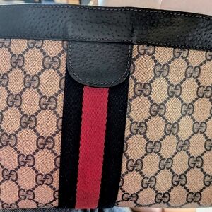Gucci Vintage Ophidia Sherry Line GG Monogram Supreme  Navy Blue Red Web Clutch